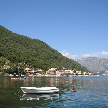 Apartments Penovic Kotor Exterior photo