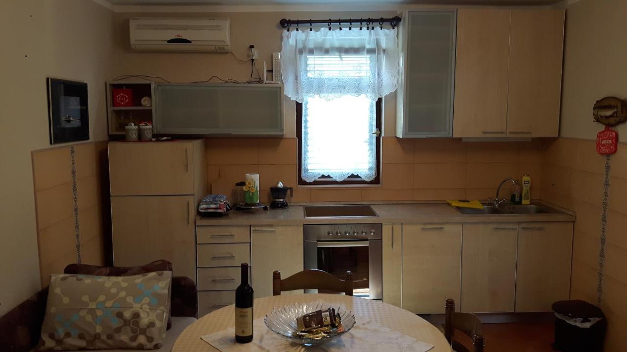 Apartments Penovic Kotor Exterior photo