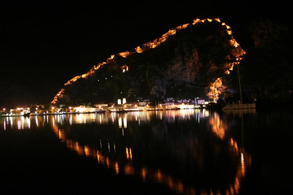 Apartments Penovic Kotor Exterior photo