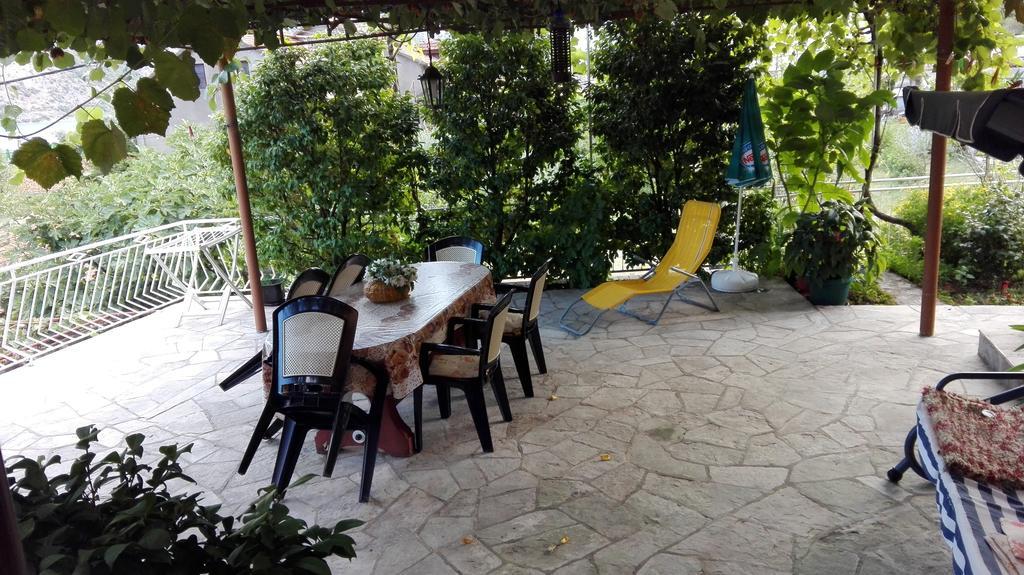 Apartments Penovic Kotor Exterior photo