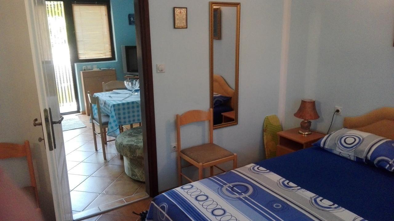 Apartments Penovic Kotor Exterior photo